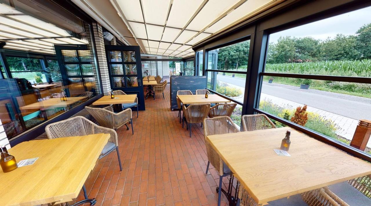 Paga - Parkgaststaette Hotel Ehrenburg ภายนอก รูปภาพ